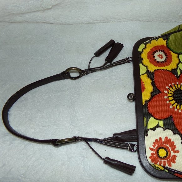 Isabella Fiore small floral sequined leather tassel hand bag - Picture 3 of 6